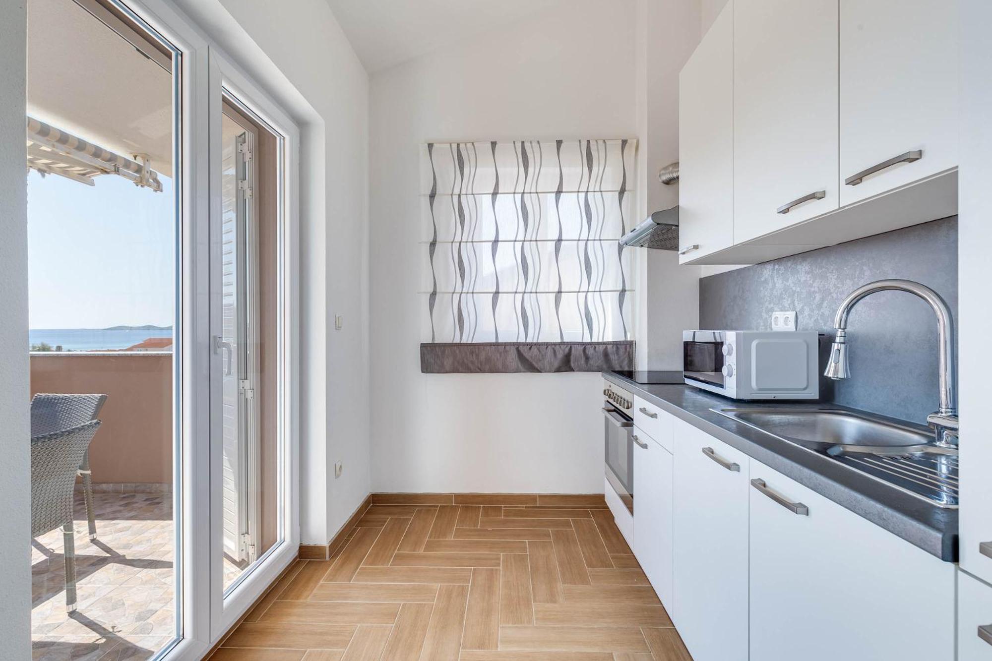 Apartmani Pocrnic Pakoštane Екстериор снимка